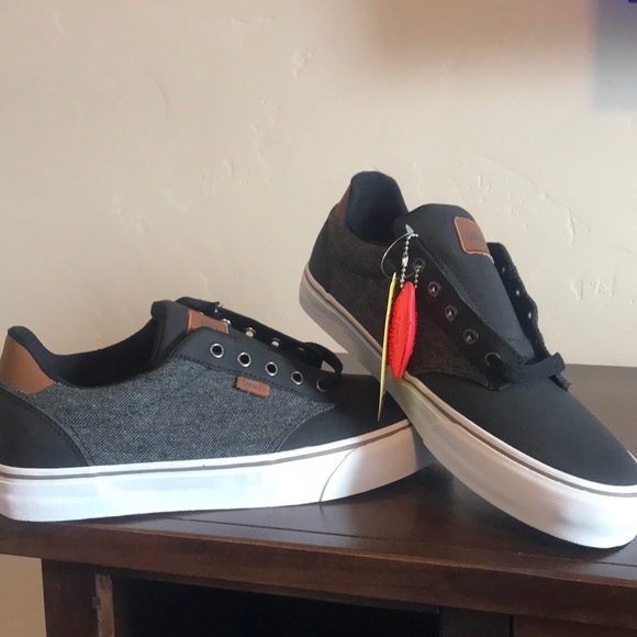 vans deluxe comfort shoes
